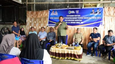 Bantuan Beras CPP Provinsi Diserahkan di Kabupaten Gorontalo, Gusnar Harap Harga Segera Turun