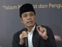 Tunjangan Fantastis DPR-Menteri: Bunga Rampai Derita Rakyat?