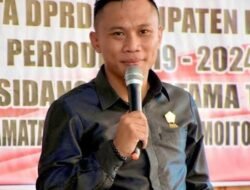 DPP PDIP Pecat Wahyudin Moridu dari DPRD Gorontalo