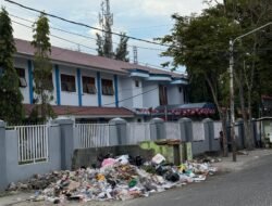 Kota Gorontalo Dikepung Sampah, Pemerhati Desak Wali Kota Adhan Dambea Tanggung Jawab