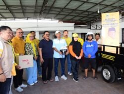 Serahkan Dua Unit Viar, Idah Syahidah Dorong Kelompok Pesisir Boalemo Kelola Sampah Mandiri