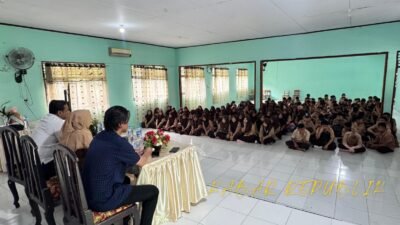 Tangkal Radikalisme, Densus 88 – Polda Gorontalo Edukasi 150 Pelajar SMPN 2 Limboto
