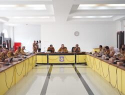 Perketat Akurasi Data LO Menjelang PENAS, Gusnar Ismail Gelar Rapat Evaluasi di Aula Rujab Gubernur