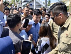 Dari Masjid ke Masyarakat, Gibran Salurkan Bantuan Usai Shalat Jumat di Hutuo Limboto