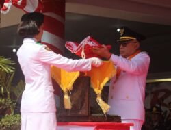 Pimpin Upacara HUT RI Ke-81, Sofyan Puhi Ajak Generasi Muda Isi Kemerdekaan Dengan Prestasi