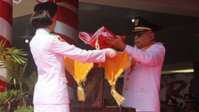 Pimpin Upacara HUT RI Ke-81, Sofyan Puhi Ajak Generasi Muda Isi Kemerdekaan Dengan Prestasi