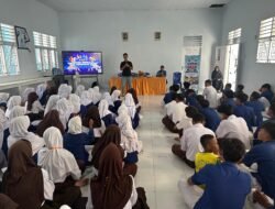 Siswa dan Guru SMPN 15 Kota Gorontalo Ikuti Sosialisasi Wawasan Kebangsaan